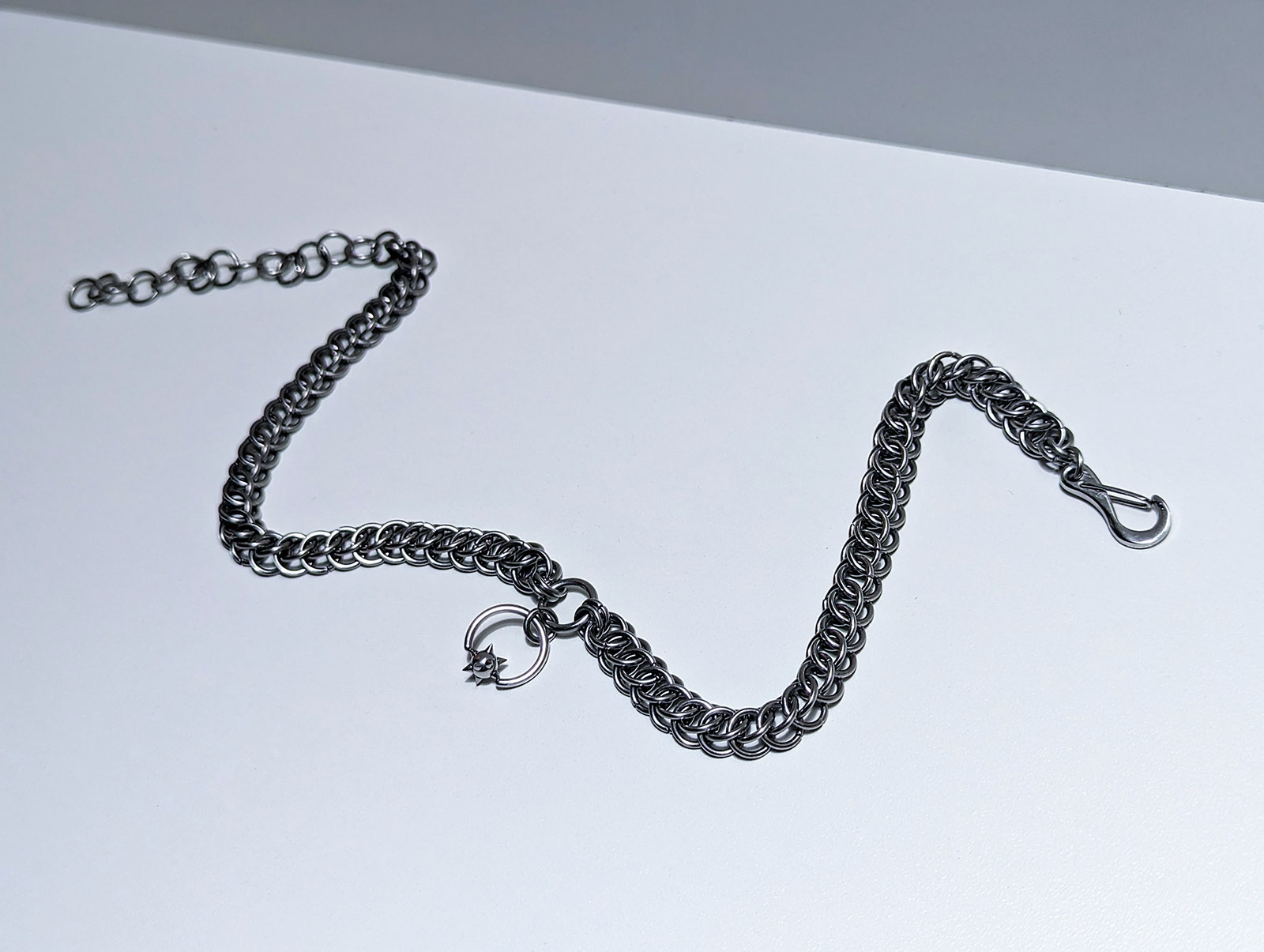 Brat Chain preview