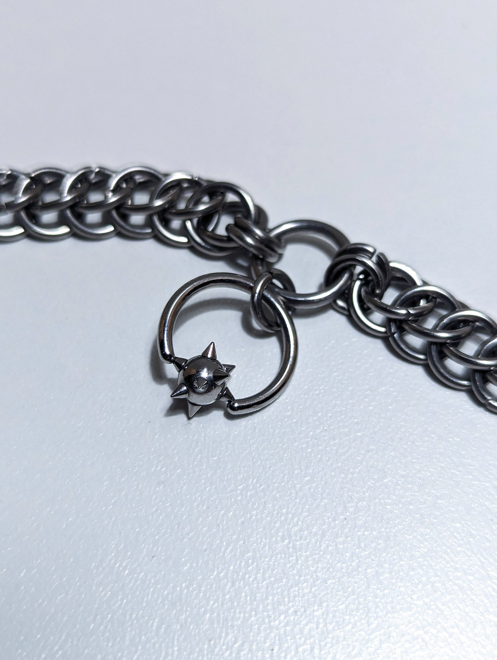 Brat Chain alternate view